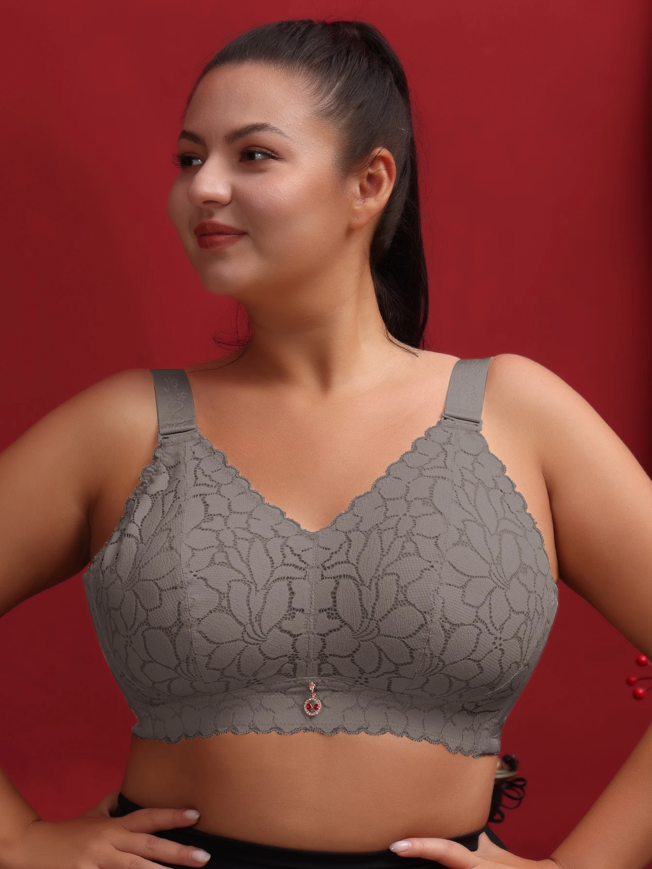 No steel ring underwear, large chest, small appearance, anti sagging, full cup ultra-thin adjustable bra, gathered and gathered