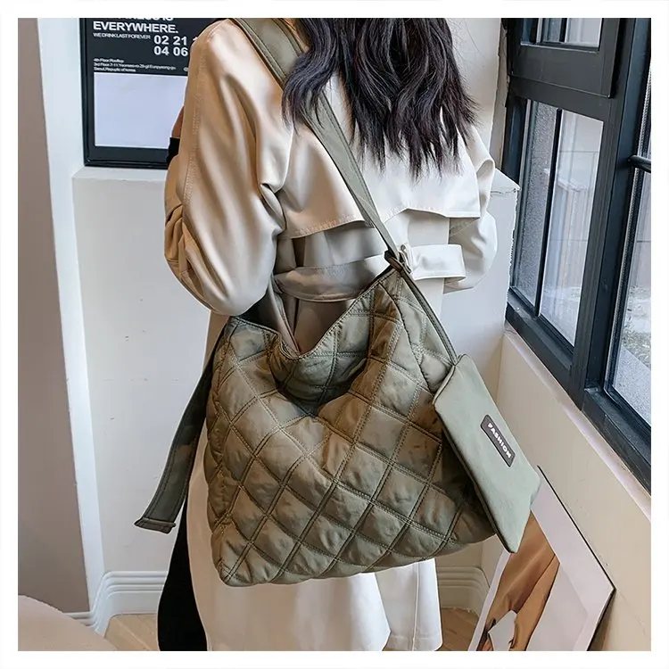 

2025 Women's Shoulder Bag Durable Nylon Zipper Tote Waterproof Office Travel Daily Use Multi-Pocket Crossbody Purse Lightweight