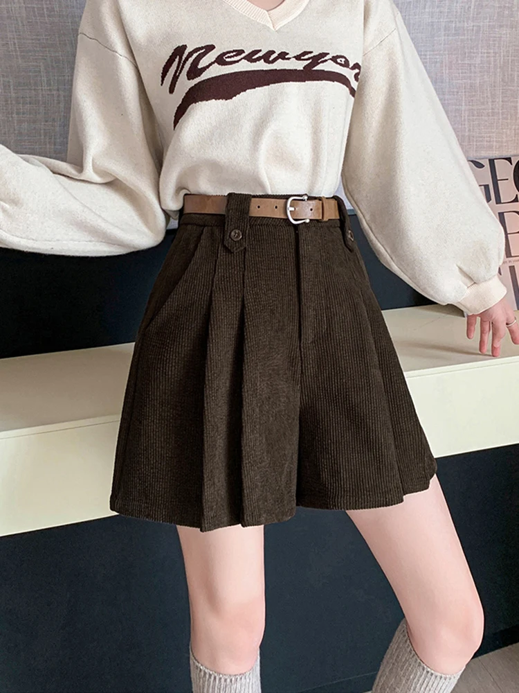 Mode Streetwear velours côtelé jupes Shorts femme ample jambe large plissé hiver Shorts avec ceinture Culottes a-ligne pantalons courts femmes