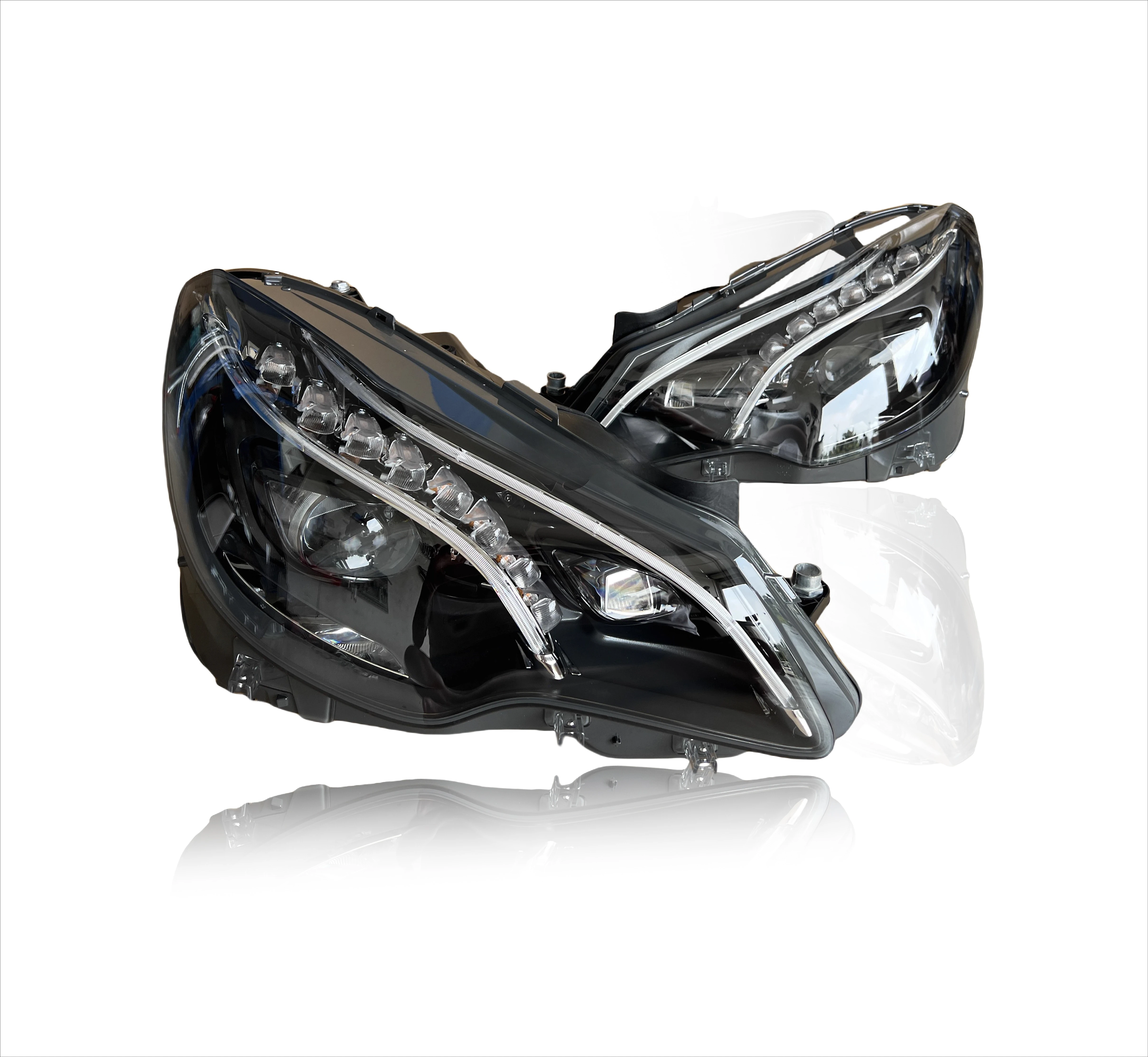 High-quality new 6000K LED car headlights Daytime running lights for E-class W207 W213 2010-2017 E200/E250/E300