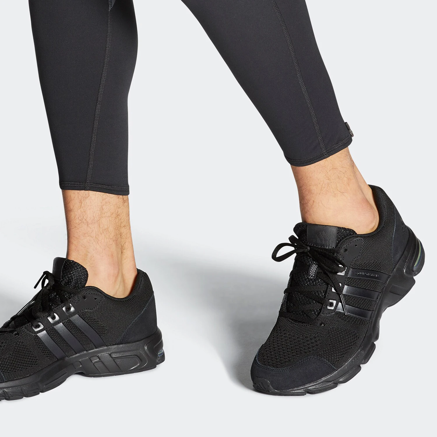 

Adidas Authentic Seasonal New Men's Breathable Running Shoes FW9971