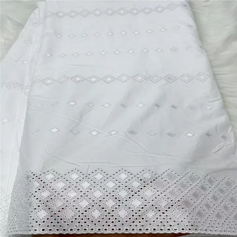 

5 ярдов нигерийской 100% хлопок, полированная атласная ткань для вышивки, высококачественная швейцарская вуаль, кружевной материал для мужчин, стиль Дубая 30L372605