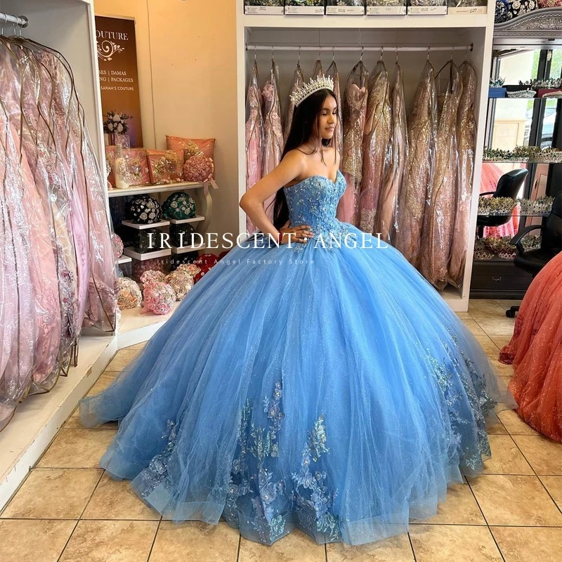 Opalizujące niebieskie tiulowe aplikacje suknia balowa obszywana koralikami 15-letnie Quinceanera sukienki dziewczyny przyjęcie urodzinowe Sexy Vestidos De 15 Años