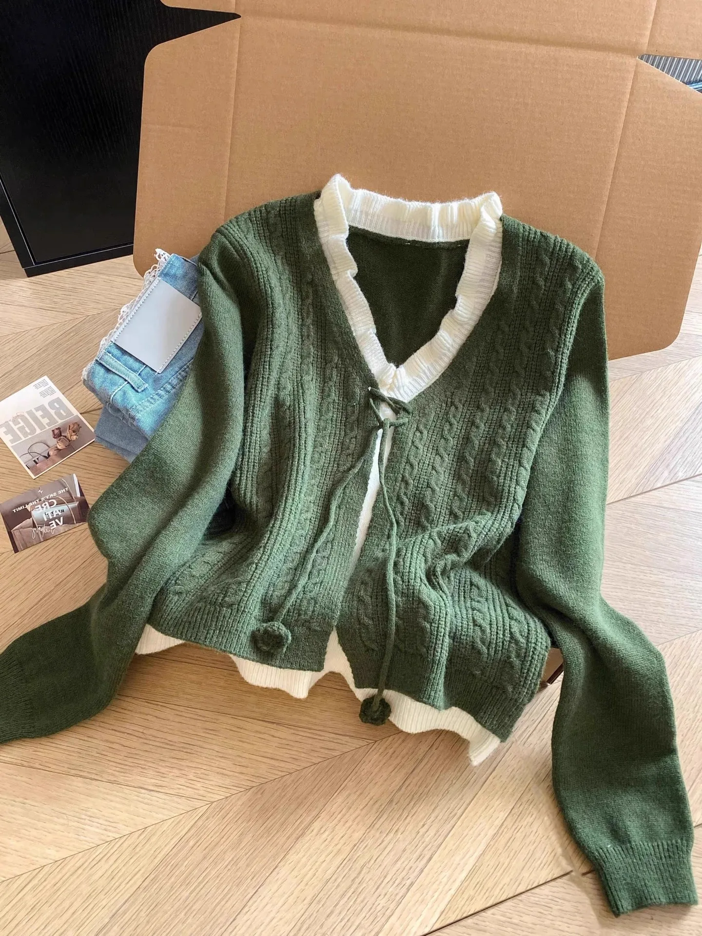 

Korean Sle Splice Wooden Fake Two-Piece Knitted Sweater Women's Autumn Design Super Beautiful Trendy Anti-Aging Long S...