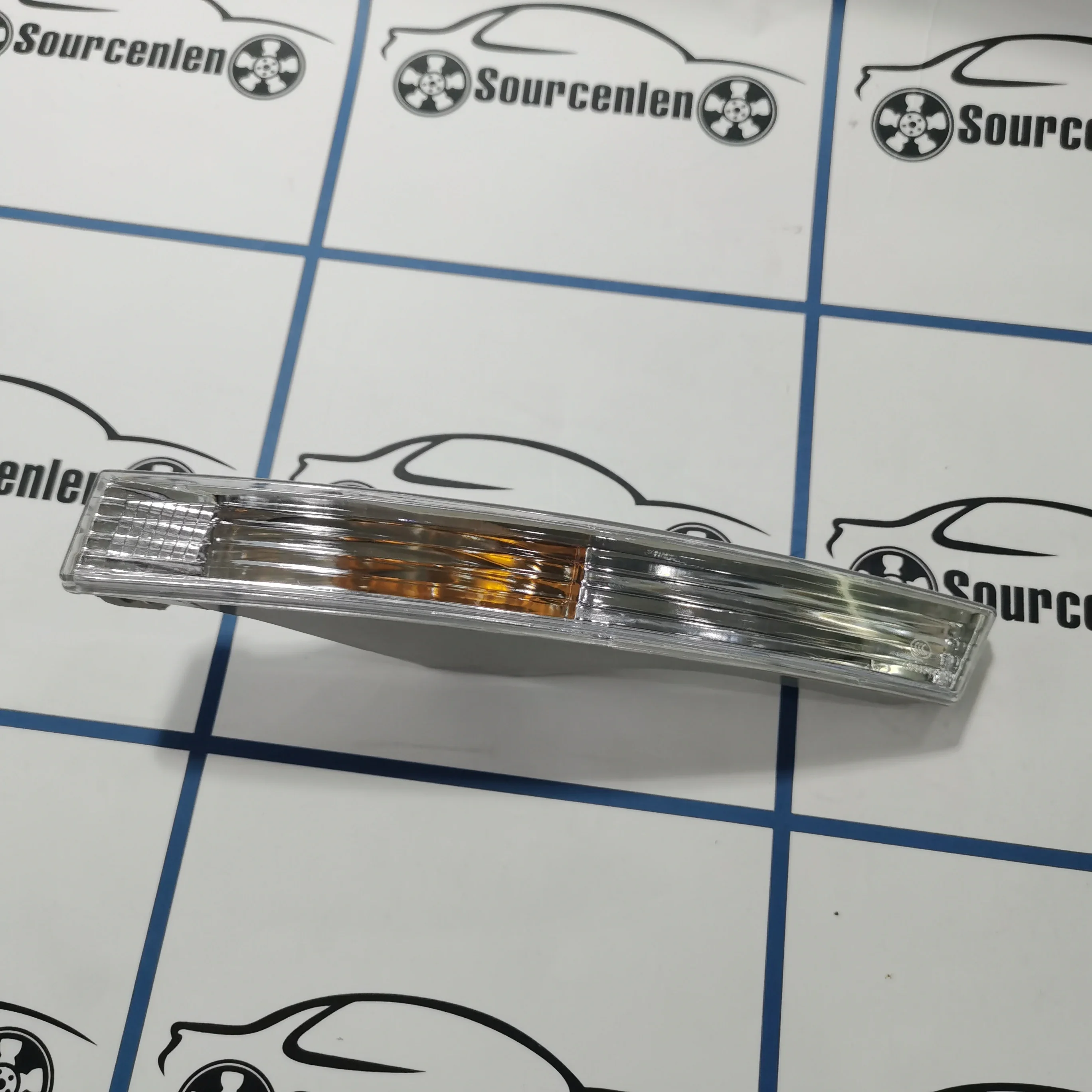 المصد الأمامي للسيارة بدوره إشارات الضوء لسيارة باسات B6 VW Volkswagen Magotan 2006-2010