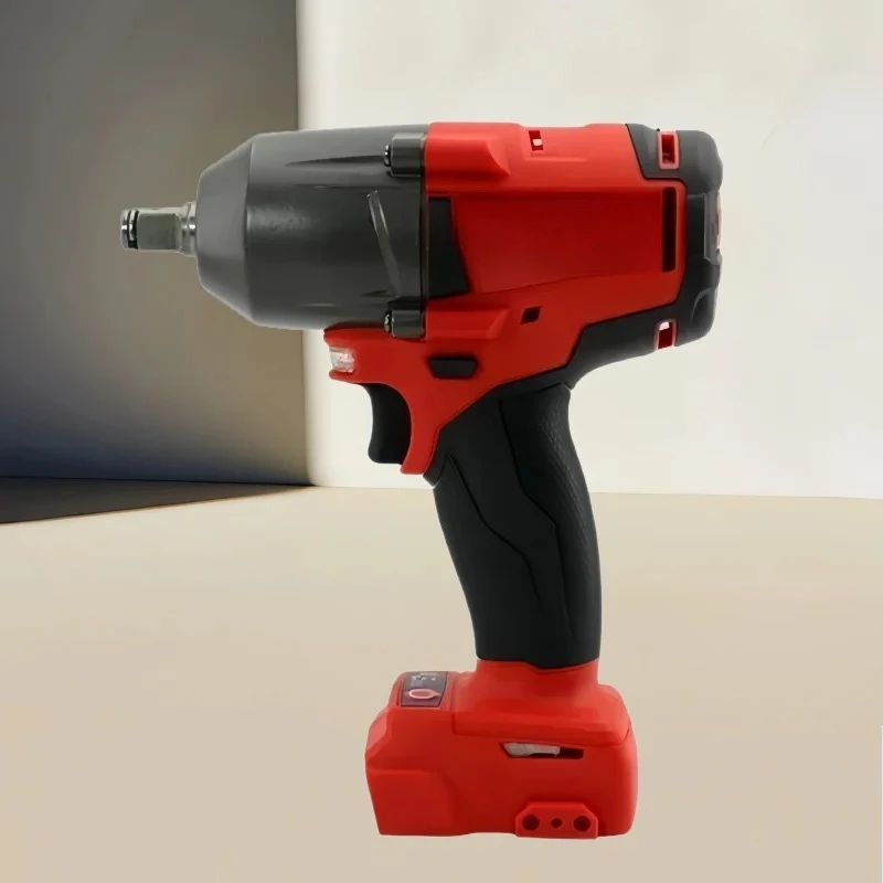 Klucz udarowy Milwaukee M18 Compact o momencie obrotowym 1300 Nm do konserwacji pojazdów i ciężkich maszyn, zapewniająca mocne i wydajne działanie.