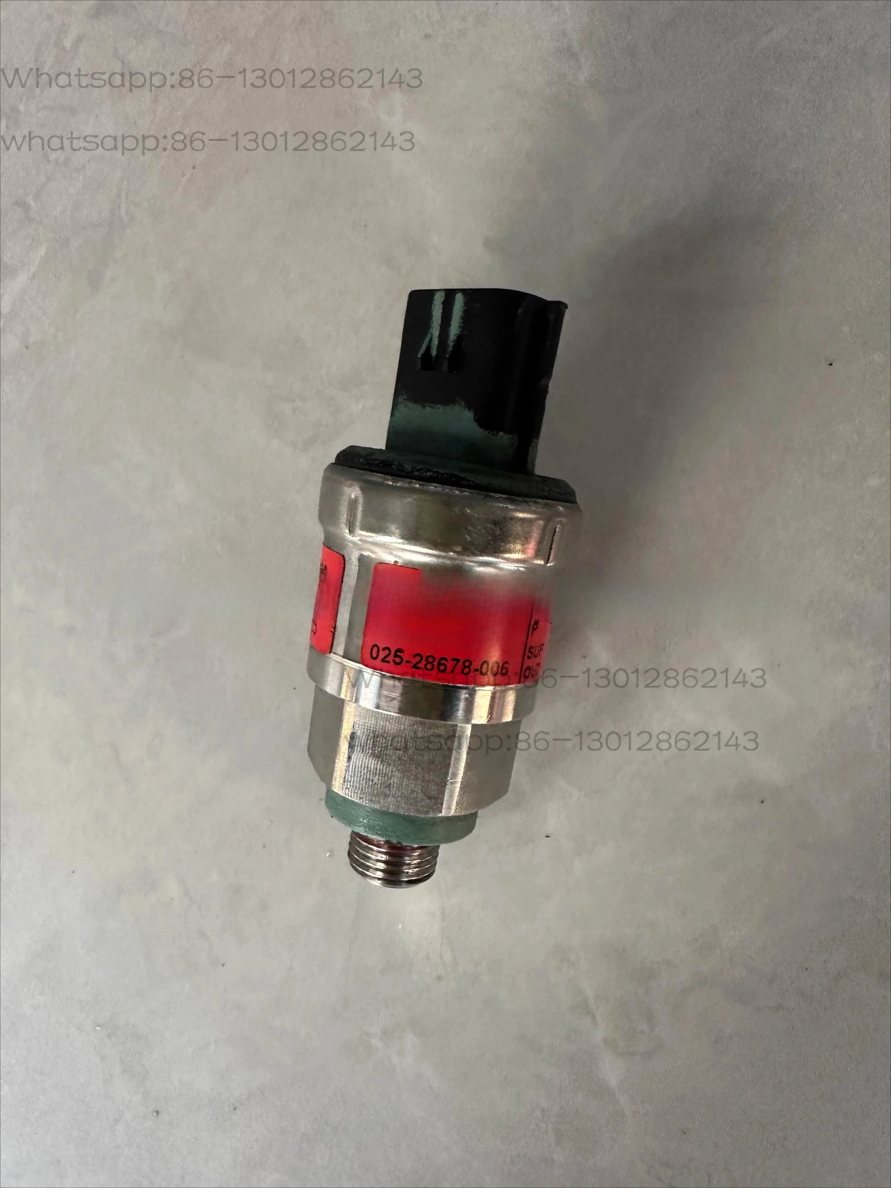 

NEW 2025 Pressure sensor 025W28678-006