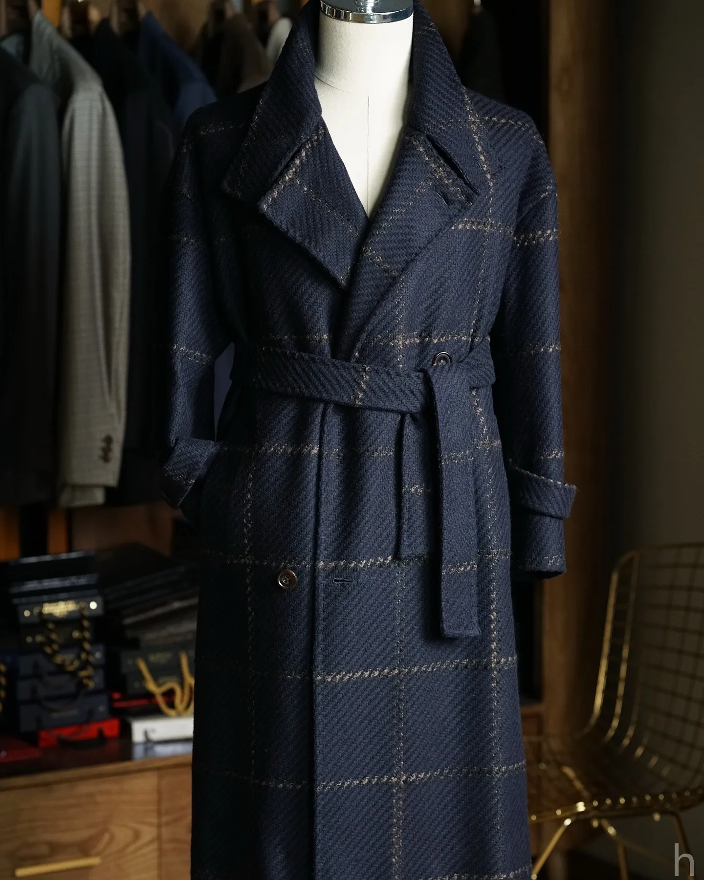 Luxury Plaid Navy Men's Coat Wool Trench Coat Party Prom Groomsman Customized Formal Long Overcoat E26350