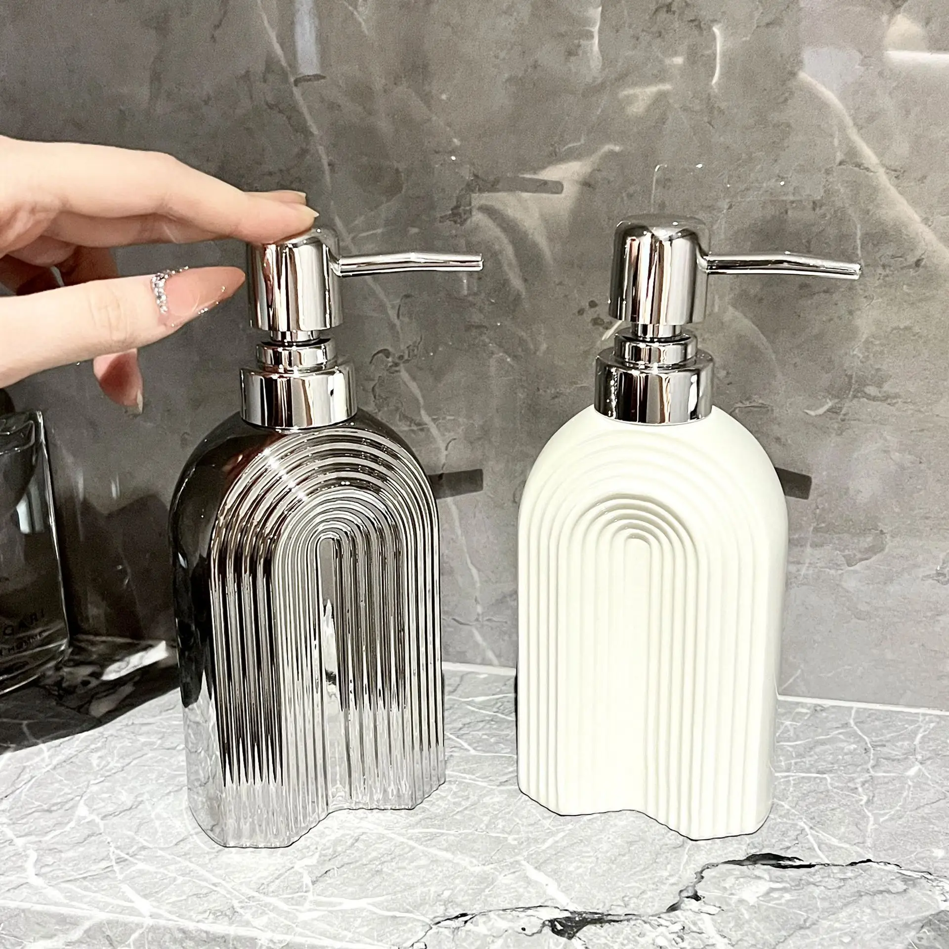 Creative press type lotion bottle hand sanitizer bottle shower gel shampoo sub bottle ceramic large capacity dispenser