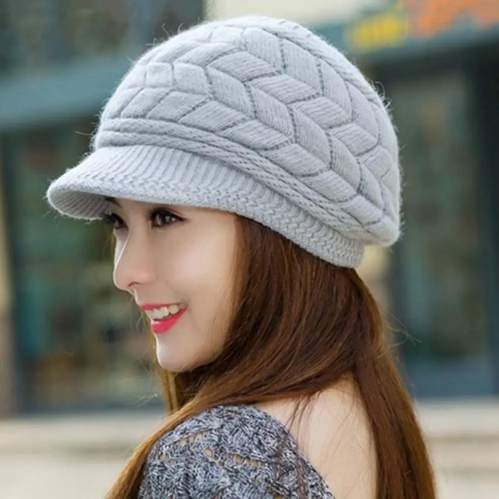 

Fashion Thicken Warm Striper Knitted Cap Ear Protection Winter Women Beret Cap Casual Elastic Thicken Knit Hat Autumn Winter