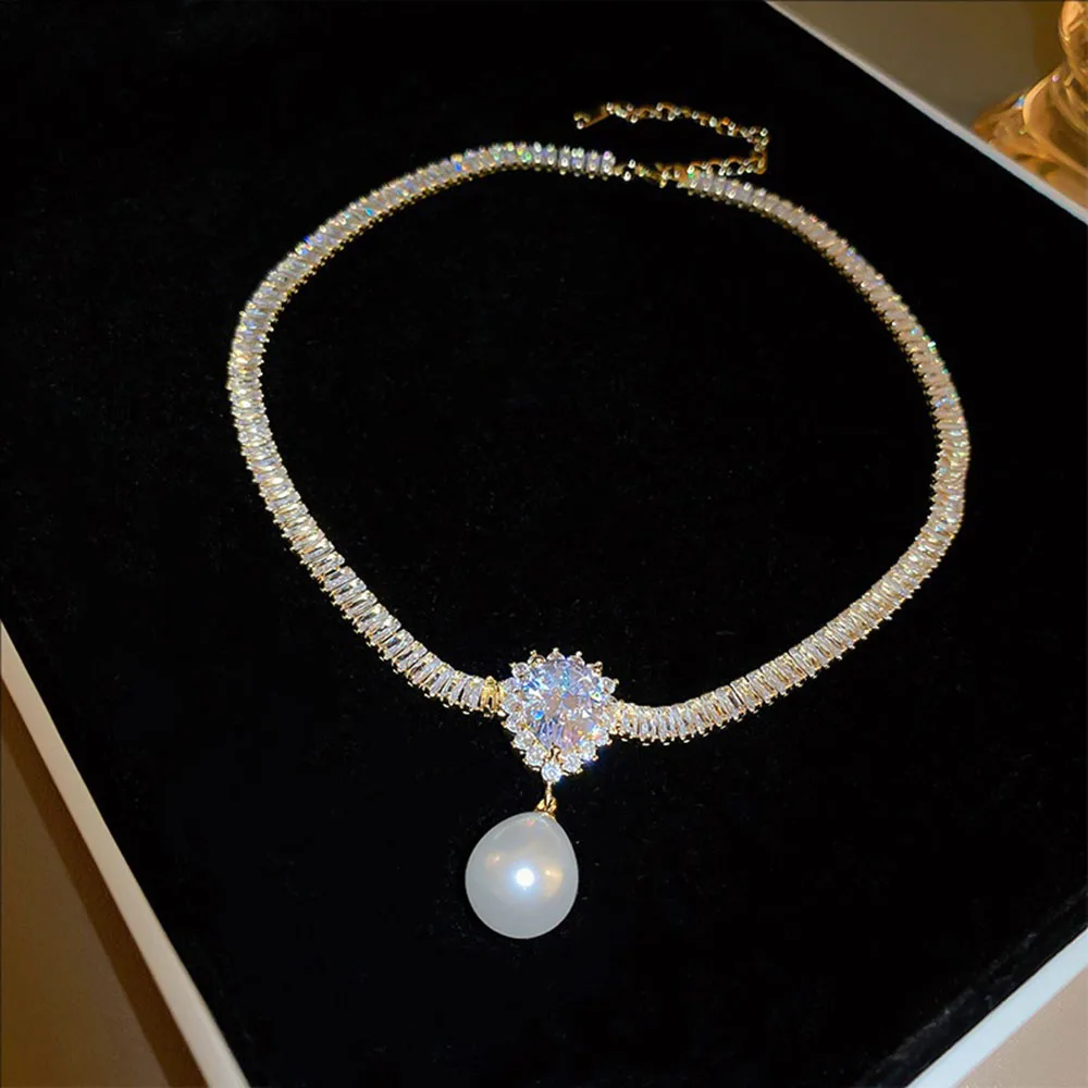 

Golden Electroplated Pearl Water Drop Zircon Patchwork Necklace Light Luxury and High-end Charm Jewelry For Women