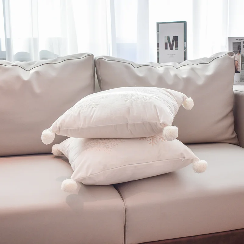 

Luxurious Velvet Snowflake Embroidered Cushion Cover for Nordic Style Decorative Sofa Cushions Modern home decoration
