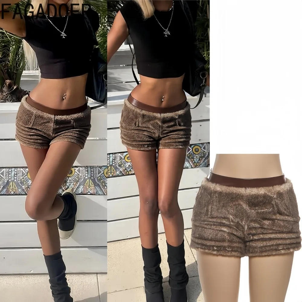 

FAGADOER Winter New Sexy Leather Fur Patchwork Bodycon Shorts Woman Solid Color Side Zipper Shorts Female Streetwear Bottoms