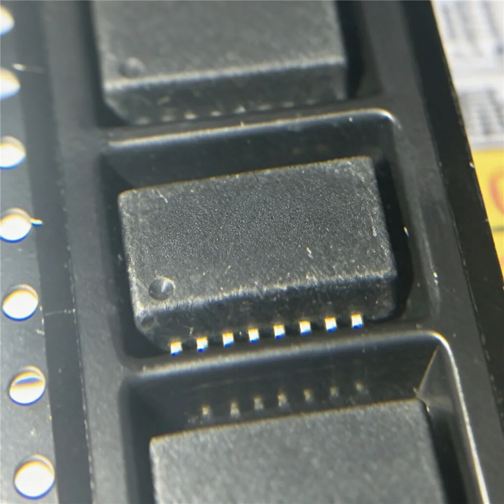 1-100PCS AD7628KRZ AD7628 UCC2806D UCC2806DTR HST-0041SAR TIP3055