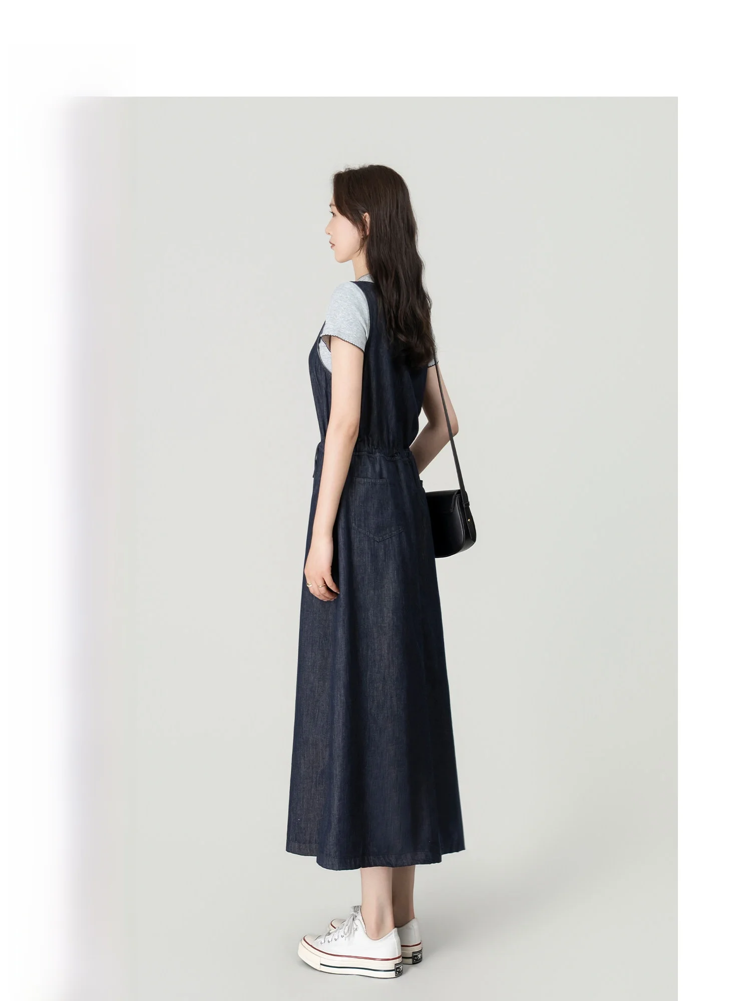 

Casual Wave Egg Set Women's Short Sleeve Waist-Cinching Denim Overalls Two-Piece Suit Spring Fashion round Neck T-shirt
