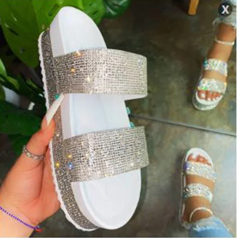 

2023 New Summer Footwear Flat Crystal Rhinestone Slippers Big Size 43 Women Comfortable Sandals Platform Slide Shoes Ladies