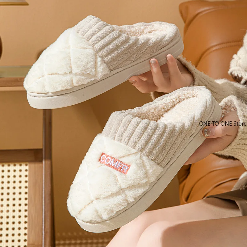 

Wholesale Couple Winter Slides Warm Plaid Fluffy Slippers Soft Sole Flip Flops for Women Men Home Indoor Non-slip Cotton Shoes