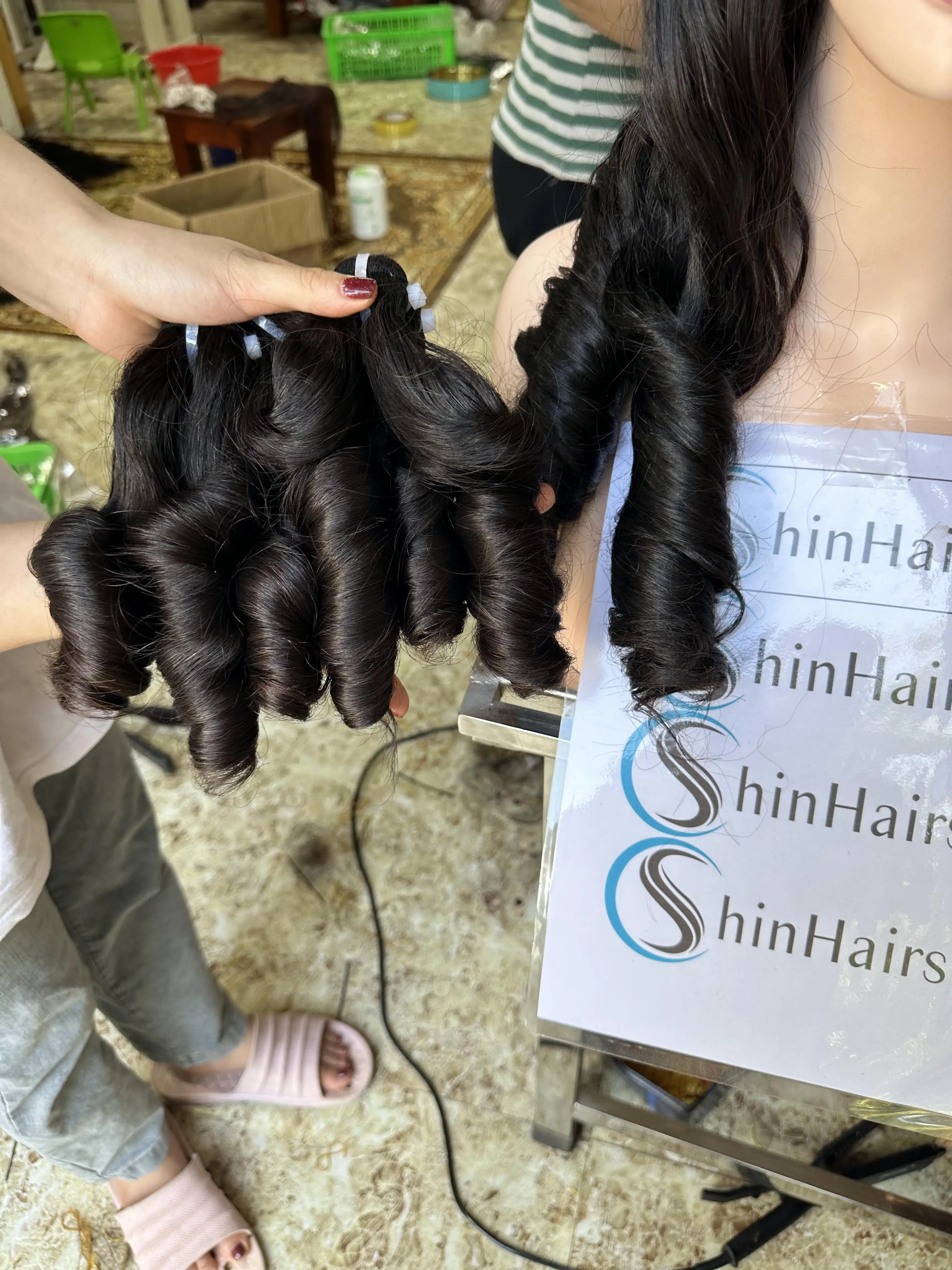 Tren panas! Wig rambut super ditarik ganda warna rambut keriting memantul tanpa diproses kualitas tinggi rambut mentah dari produsen Ike Nam