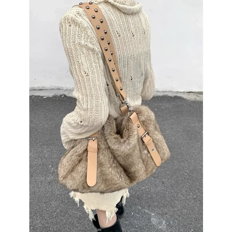 New Autumn and Winter Furry Versatile Handbag Fashion Single Shoulder Crossbody Bag for Women 2023