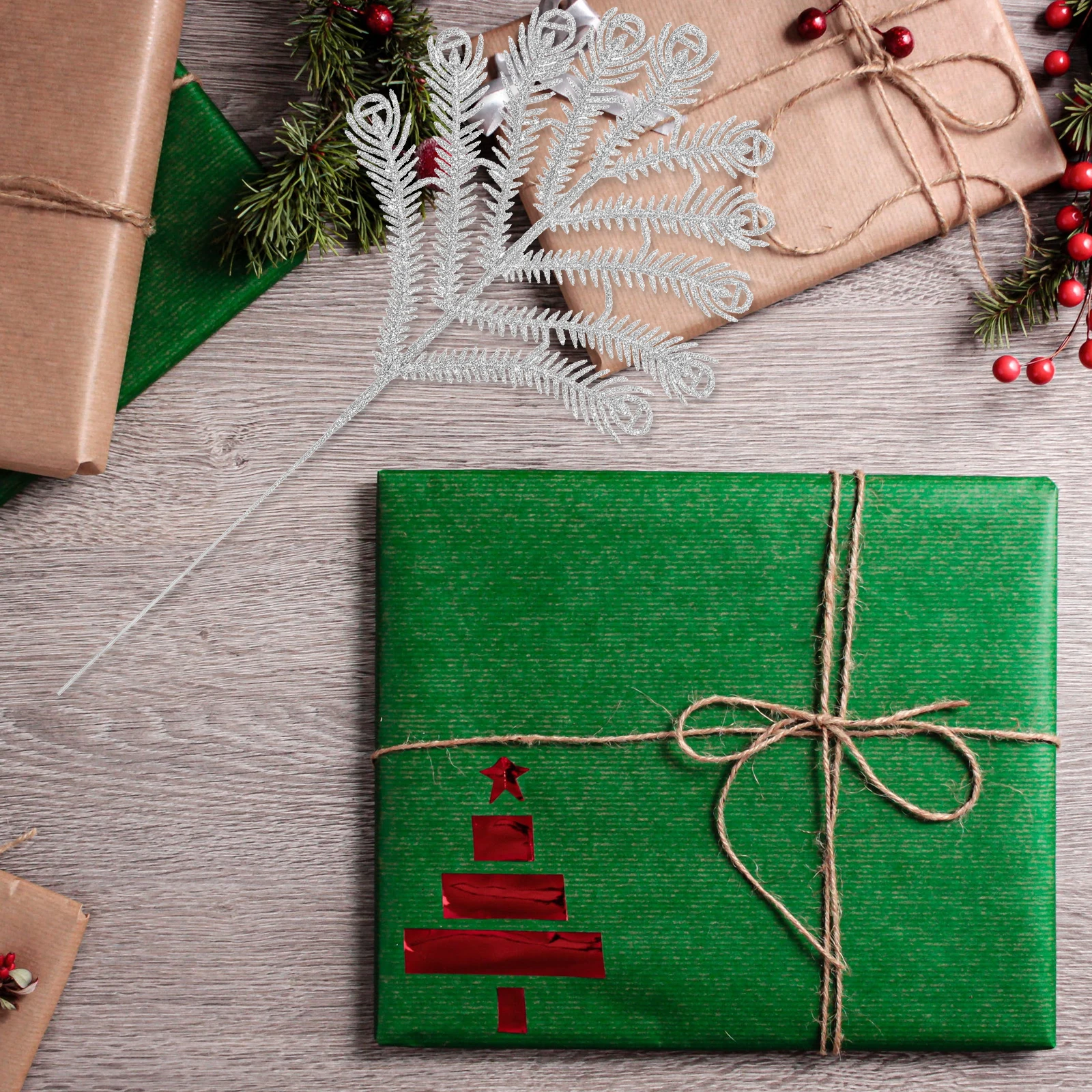 

6Pcs Christmas Leaf Decorations Glitter Pendant Xmas Tree Ornaments Party Decor Rustic Farmhouse Style Christmas Glitter Leaf