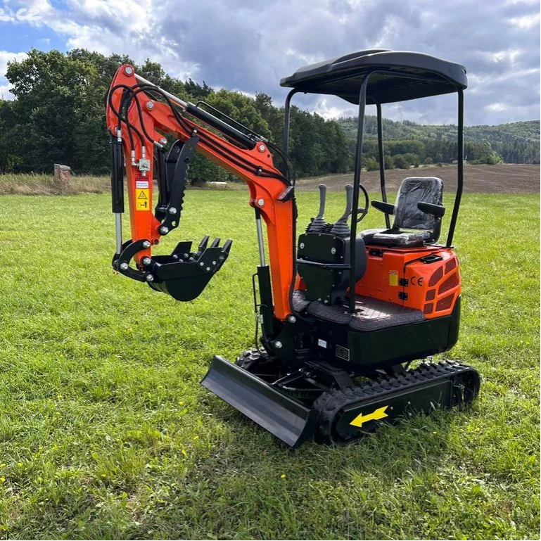 Small mini excavator bulldozer 0.8 tons 1 ton factory direct sales high quality crawler type excavator