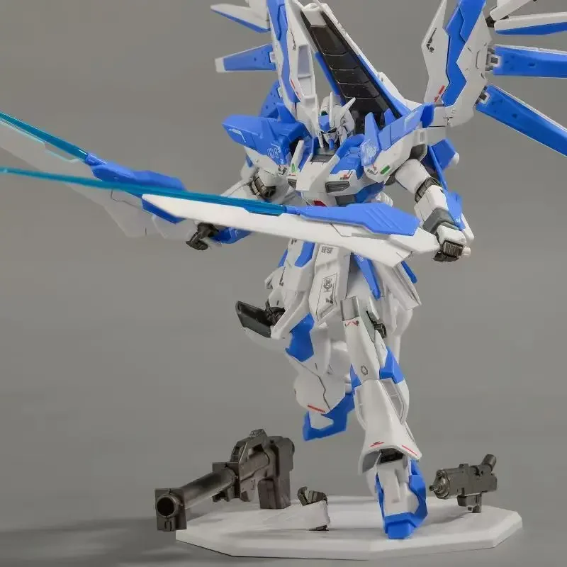 バンダイ HG 1/144 RX-93-v2 ハイ Nu ウォリアー組み立てるモデルアクションフィギュア子供のロボットのおもちゃデスクトップ装飾