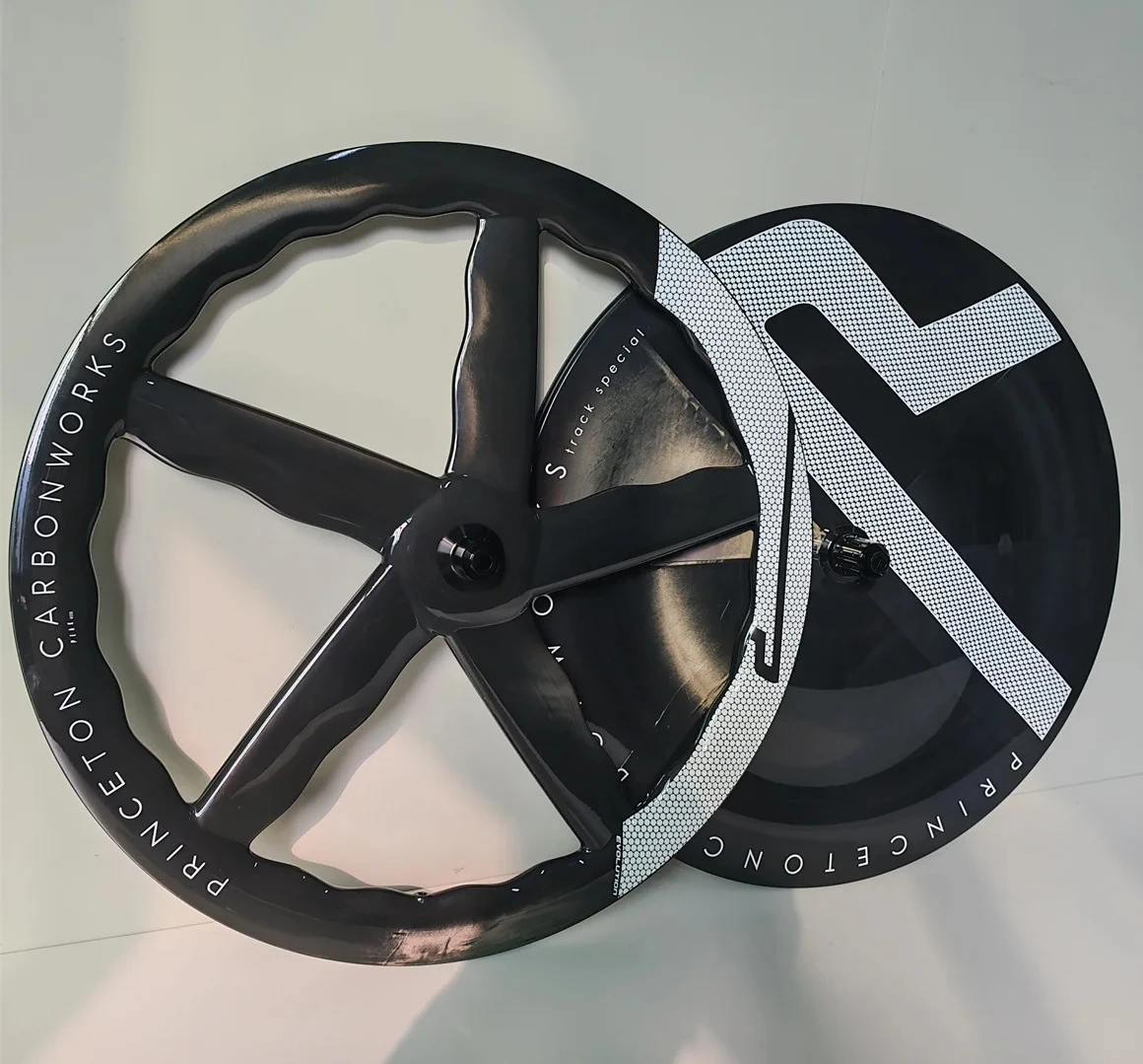 

23/25/28mm Width 700C Carbon Fiber 5 Spokes and Disc Wheels Bicycle Wheelset Road/Track/Fixed Gear Bike Wheels Tubeless /Tubular