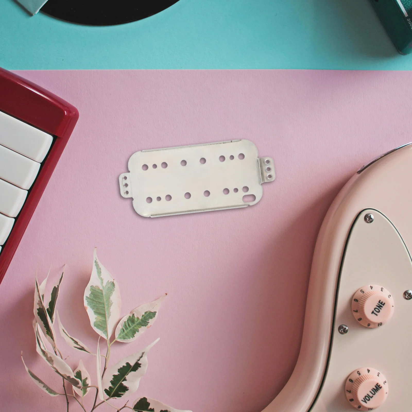 

2Pcs Guitar Humbucker Pickup Base Plate Neck Bridge 50mm 52mm Pole Spacings Quality Electric Guitar DIY Parts Replacement