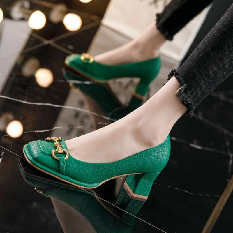 New Women\'s Medium Heel Shoes Shoes Square Thick Heel Shoes French Style Pumps Black Green Square Toe Single Shoes Dress Shoes