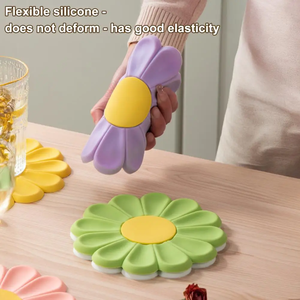 Non-slip Placemat Flower Shape Placemat Set Non-slip Heat Resistant Table Mat Silicone Daisy Trivet Hot Pot Holder for Dining
