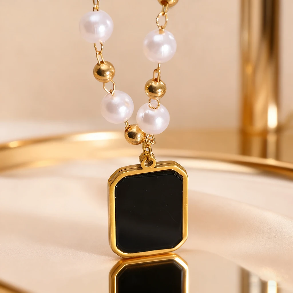 

Geometric Square Pendant Pearl Necklace with True Gold Plating in Stainless Steel European Design Sensation Chic Jewelry
