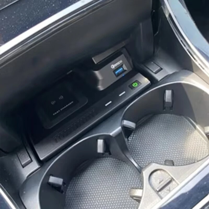 15W wireless charging Pad For Mercedes Benz C Class W205 AMG C43 C64 GLC43 GLC63 X253 Car Phone Charge Mobile Holder Accessories