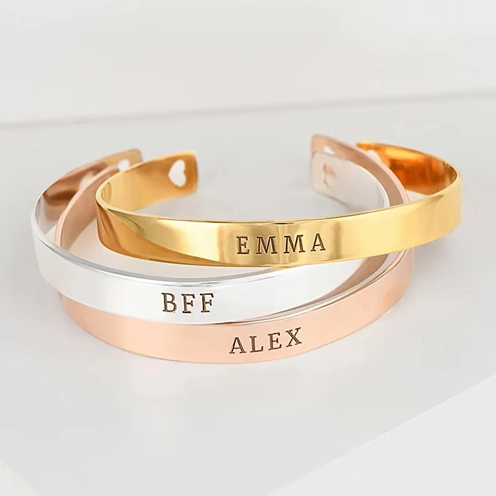 

Custom Name Love Women Custom Sculpture Font Stainless Steel Bracelet Luxury Jewelry Gold Stainless Steel Couple Bracelet Gift