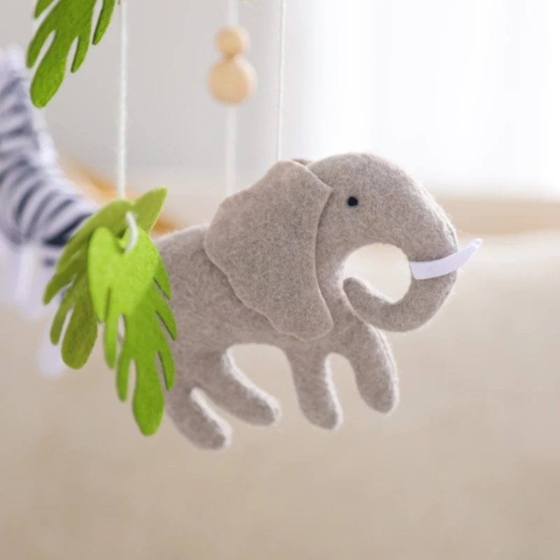 Baby Krippe Mobile Rassel Spielzeug Für 0-12 Monate Cartoon Filz Wald Tier Bett Glocke Hängen Holz Halterung Mobile newbaby Rassel Spielzeug – Detail 10