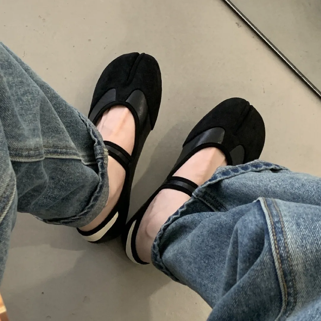ippeum-zapatos-de-mujer-tabis-mary-janes-2025-nuevos-zapatos-de-ballet-con-punta-dividida-en-negro-y-rojo-zapatos-de-bailarina-con-hebilla