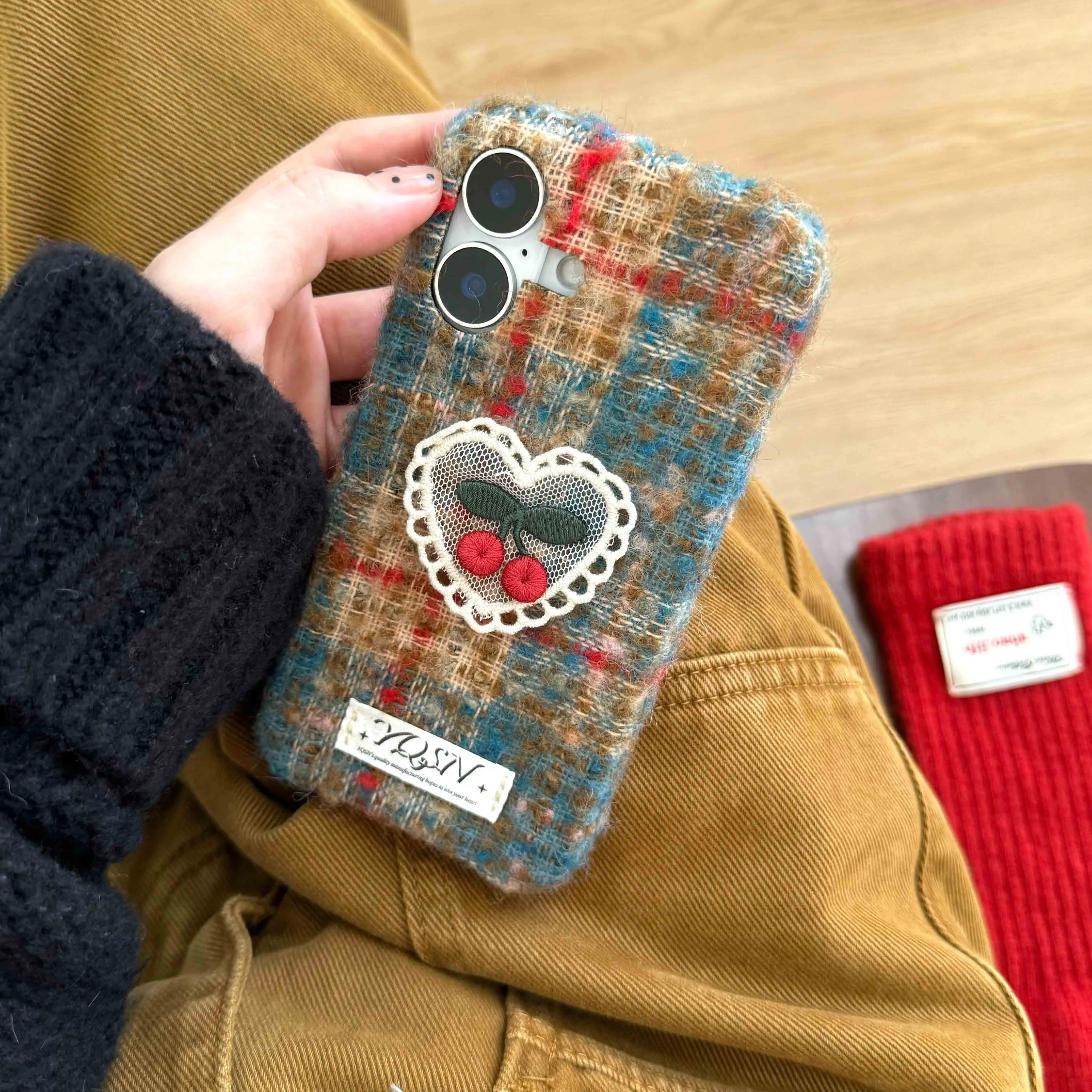 Ins embroidery love heart cherry cover for iphone 14promax 15pro 13 15 16 pro max 16pro 14 autume winter plaid check phone case