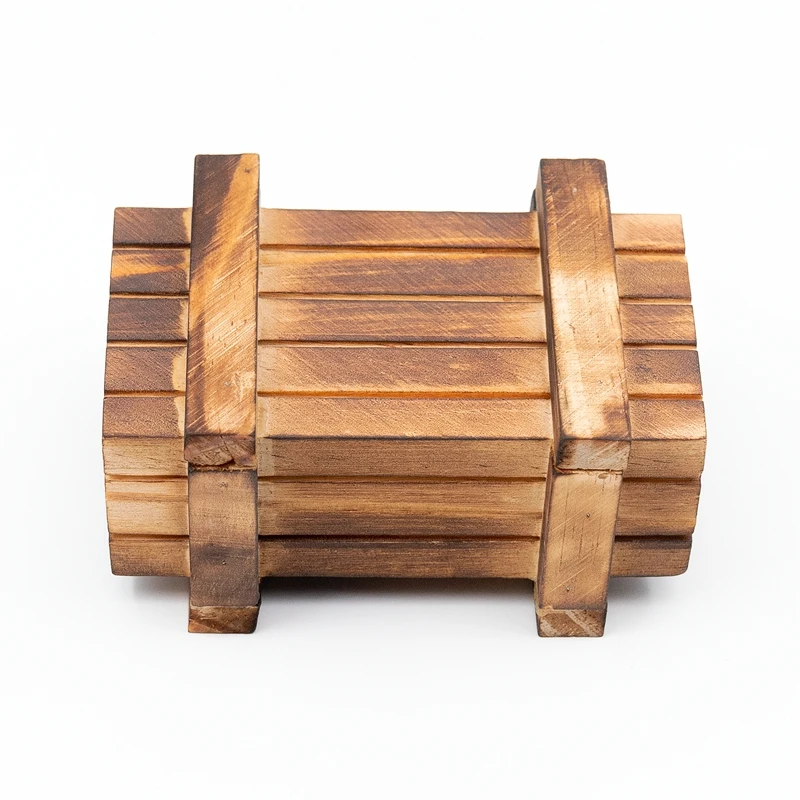 1/10 scale simulation rock crawler; simulated scene wooden box decoration; Axial SCX10 90046 D90 TRX4
