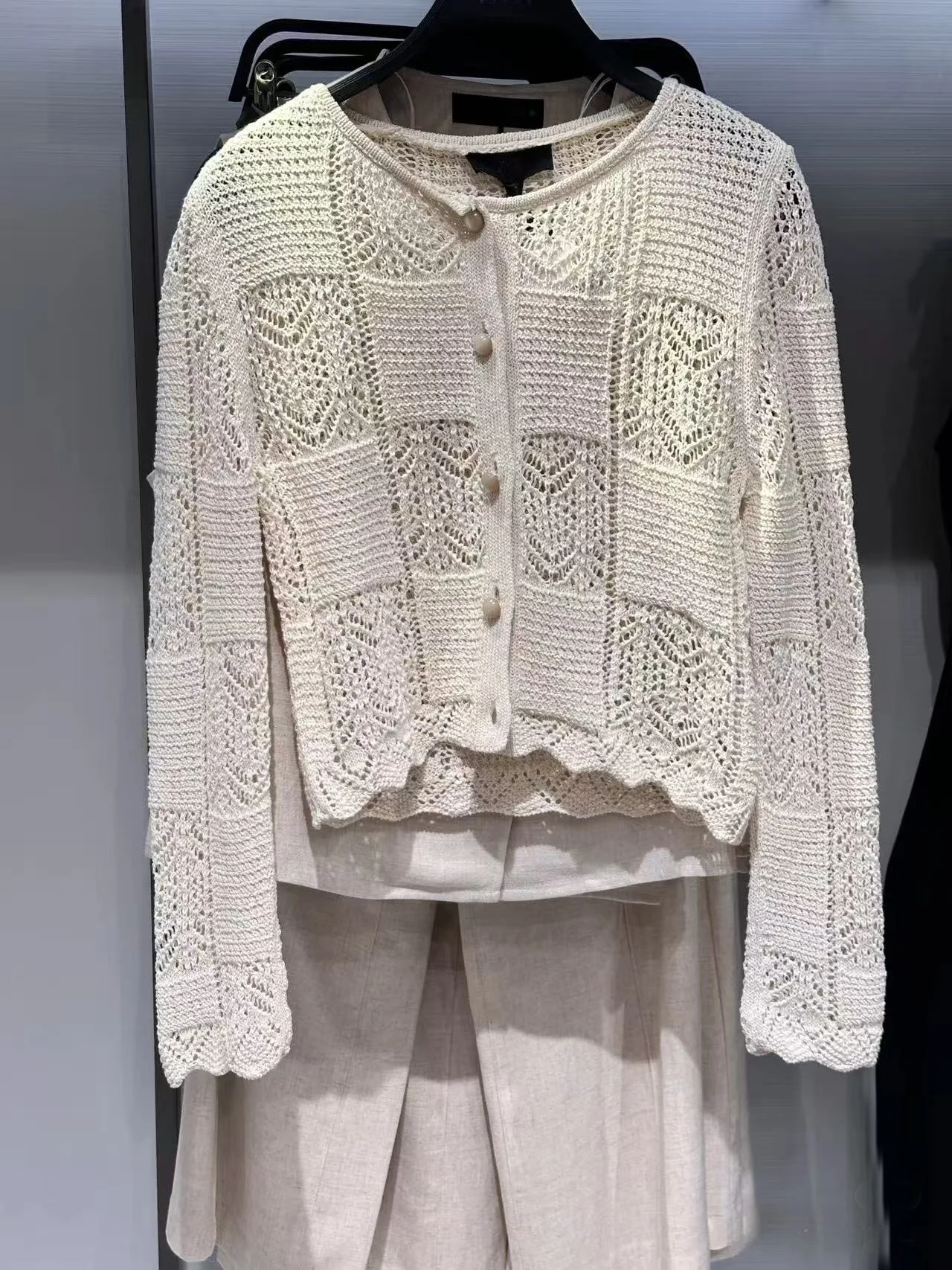 

Новое осеннее женское вязаное длинное пальто с цветочной вышивкой, круглое Ne, повседневное, удобное, дышащее, из хлопка, верхнее...