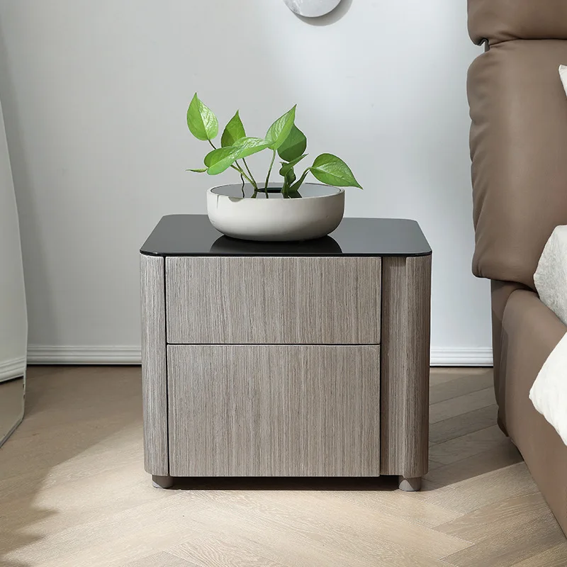 طاولة بجانب السرير من الخشب الصلب الإيطالي البسيط من الزجاج المقسى، طاولة بجانب السرير لغرفة النوم الإبداعية ما بعد الحداثة #2