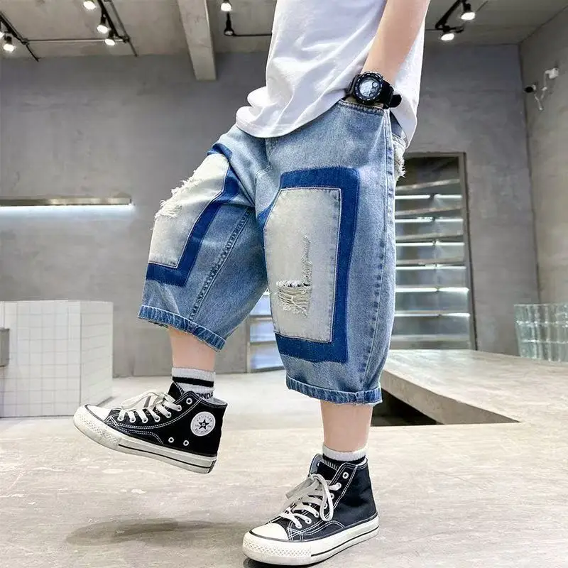 Celana Pendek Denim Anak-anak 4-14 Tahun 2026 Celana Pendek Tipis Anak Laki-laki Baru Celana Jeans Robek Musim Panas Celana Musim Panas Remaja Laki-laki Kasual