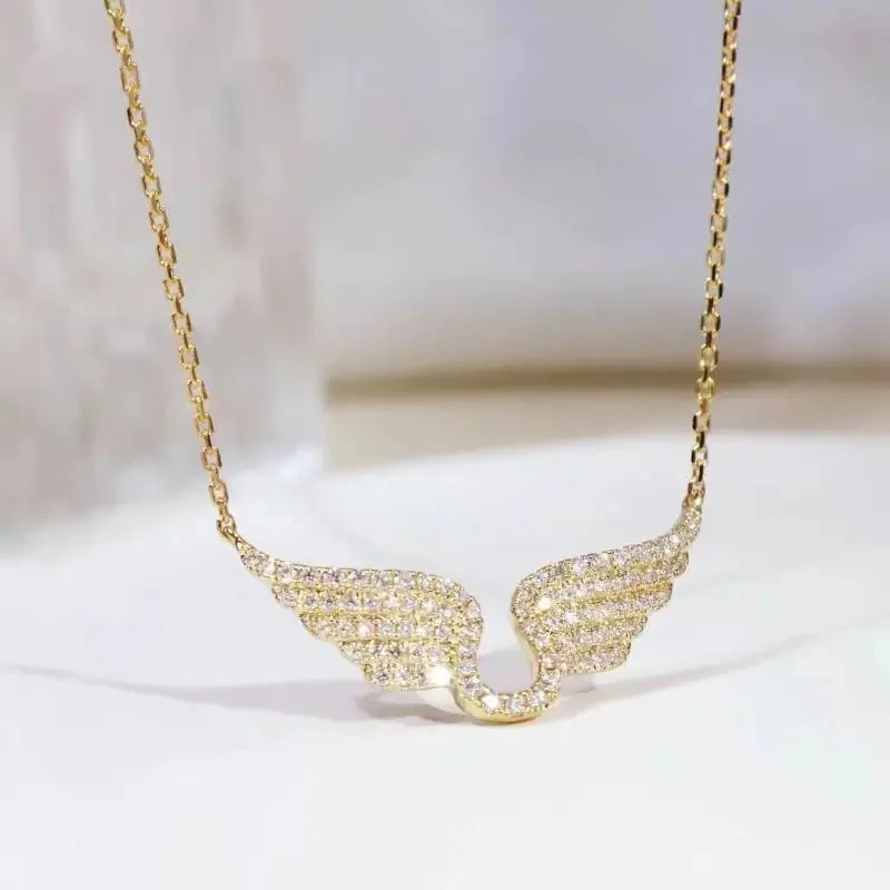 Fashion Luxury Angel Wings Necklace for Women Elegant Match All Clavicle Feather Chain Necklaces Wholasala