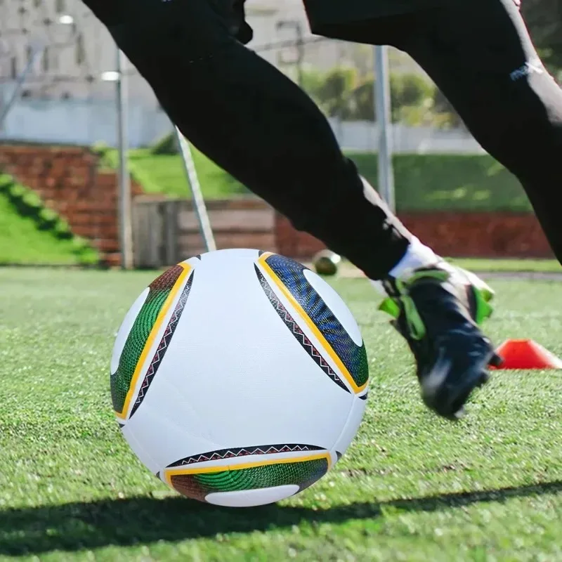 Futebol Masculino, Bola de Futebol Profissional de Alta Qualidade Tamanho 5 PU para Adultos e Crianças, Bola de Treinamento Esportivo ao Ar Livre, Bola de Futebol de Jogo 2010 para Equipes Profissionais.