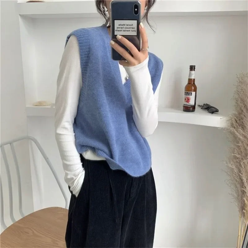 Waistcoat Yellow V-Neck Knit Vests for Women Pullover Loose Lady Sweaters Wool New Knitwear The Trip Cheap Clothes Autumn Winter