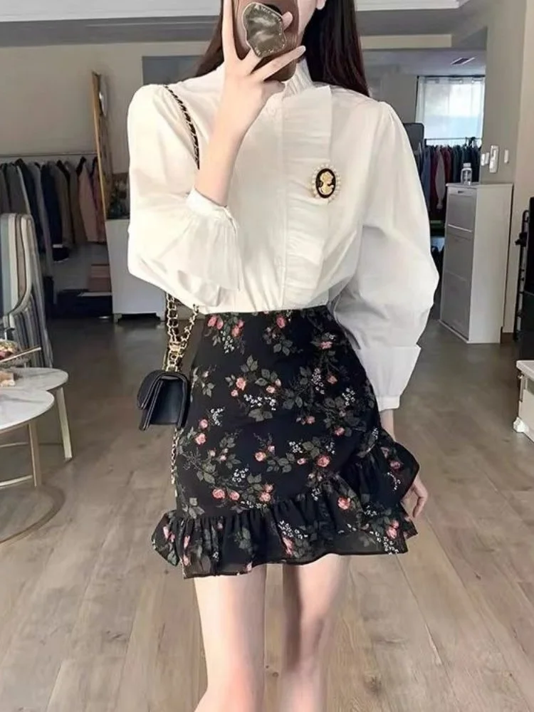 

Весенняя модная юбка А-силуэта с цветочным принтом и асимметричным подолом, женская, утягивающая, скрывающая бедра, короткая, для повседневной носки, коллекция 2026 года