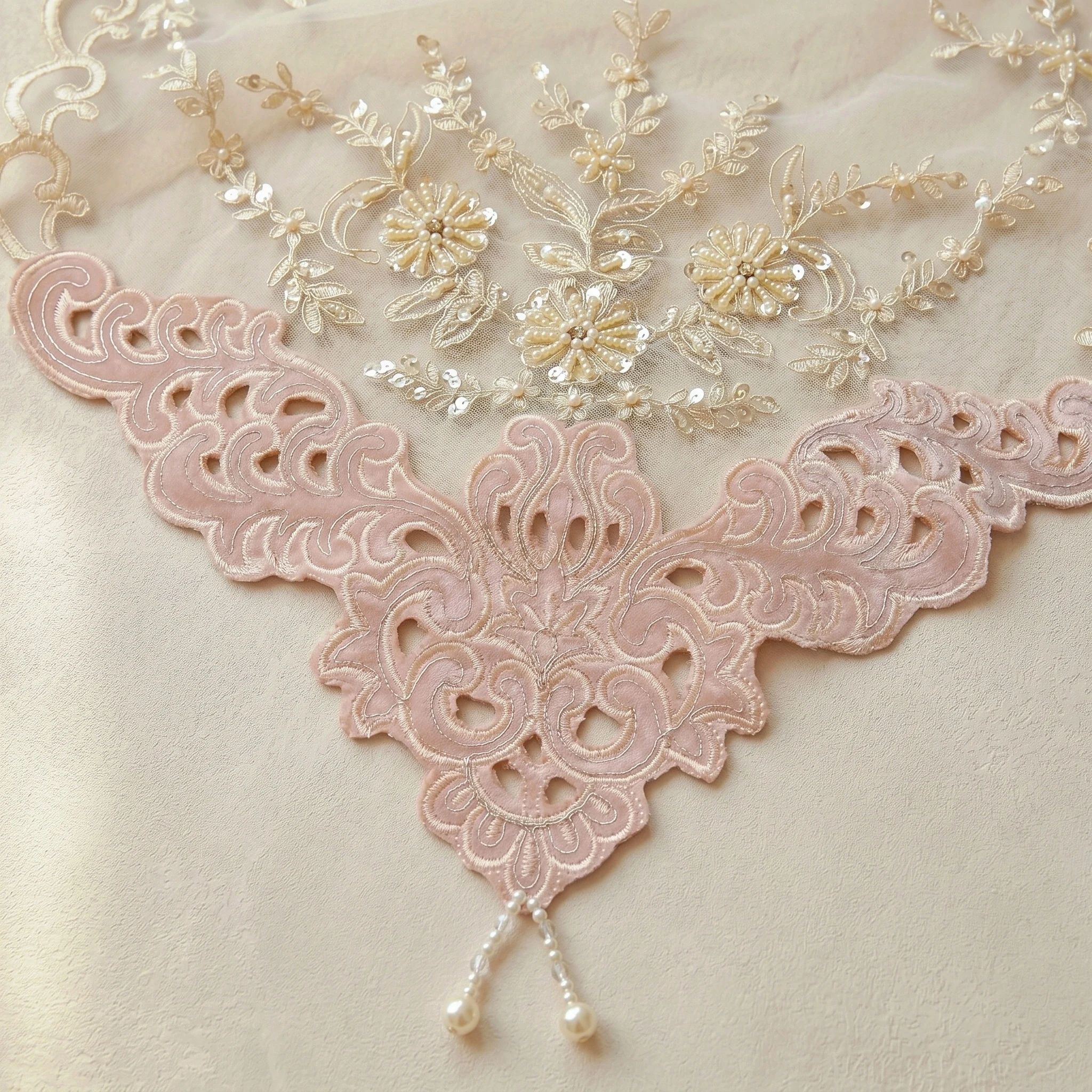 Handcrafted Pink Lace Table Runner 3d Floral Embroidery Pearl Beaded Tablecloth Table Centerpiece For Wedding