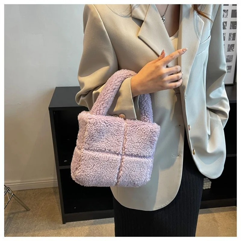 2023 New Square Bag Wool Bag Autumn/Winter Girl Fashion Retro Plush Bag Handbag Women Convenient Travel Bag White/Purple/Pink