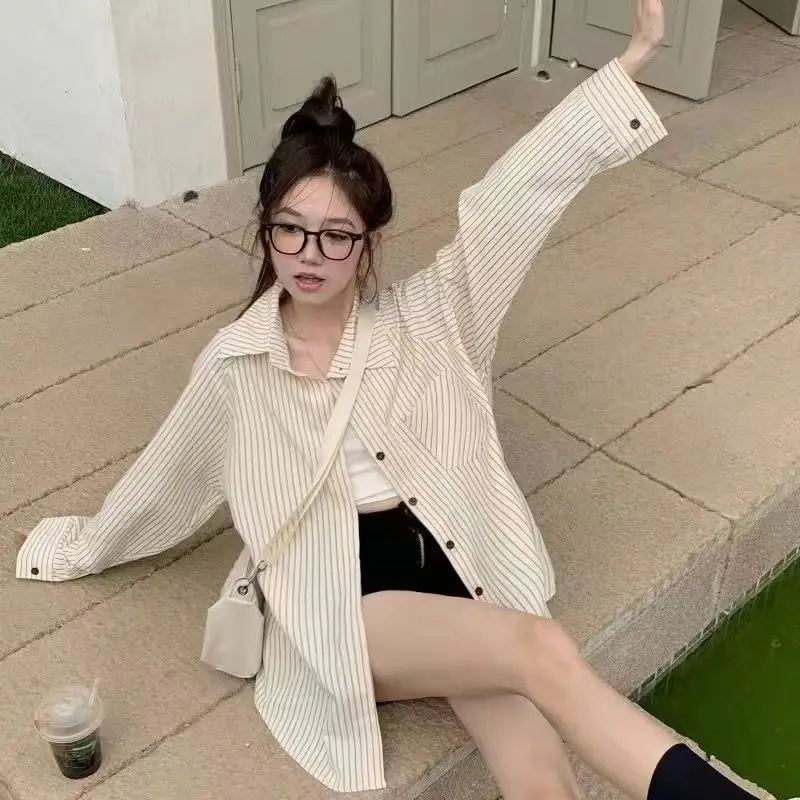 

Shirts Women Streetwear Fashion Single Breasted Chic BF Style Hipster Korean Retro Striped College Blusas New Spring Loose Mujer