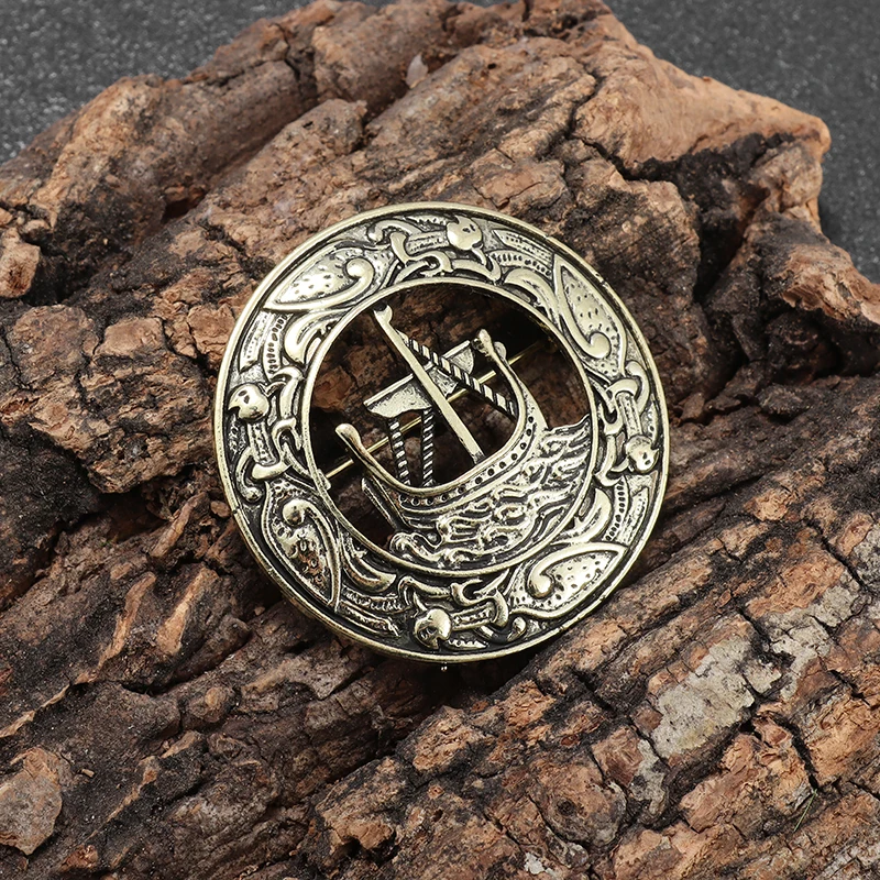 Retro Celtic Warship Brooch Men\'s Punk Trend Amulet Jewelry Motorcycle Riding Lapel Pin Accessories