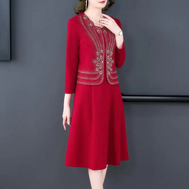 

2022 Autumn Large Size Women's French Cardigan Long-Sleeve Coat + Red Vest Dress Suit Retro Elegant Jacket Dress Two Piece Set T