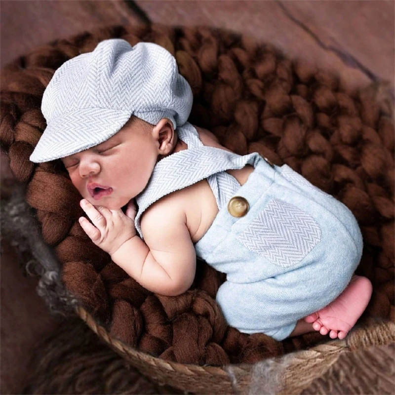 

Newborn Baby Photography Romper and Matching Hat Set Boys Girls Jumpsuit and Peaked Cap for Capturing Memorable Moments